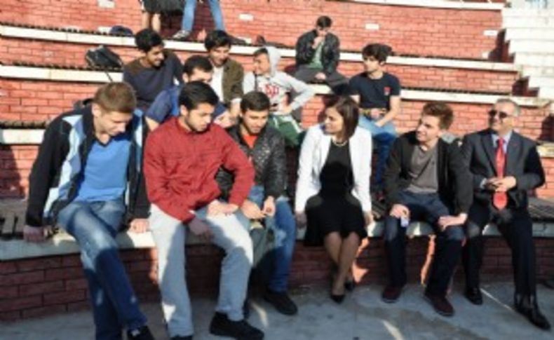 MHP'li Kılıç'tan gençlere açık forum